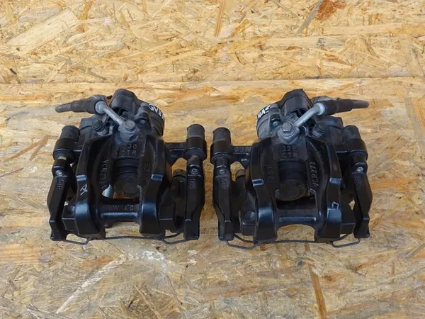 GOLF VII R 2.0TFSI 4MOTION Intercâmbio de Freios Traseiros 310mm OEM image 2