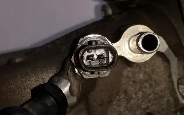 Corpo de Borboleta VW Golf A3 8V 1.6 2.0 TDI image 4