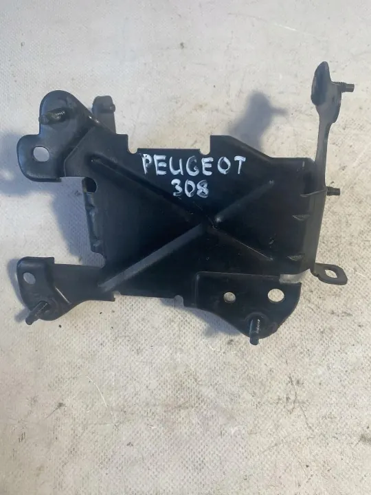 Bevestiging Peugeot 308 OEM 98019388 Gebruikt Onderdeel image 2