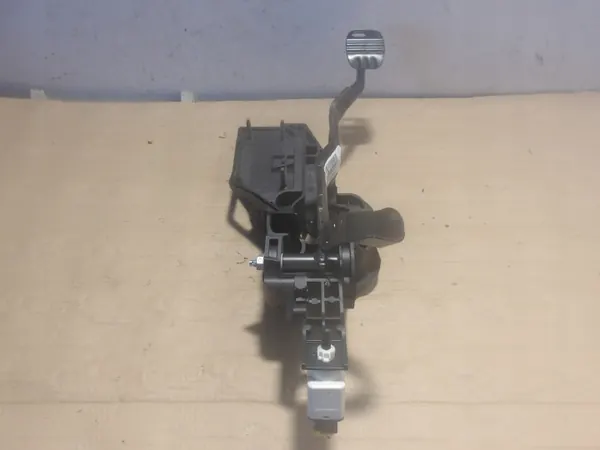 Rempedaal OEM 981615218000 voor Peugeot Rifter 1.5D image 2