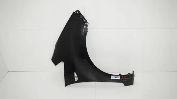 Kia Venga etu oikea lokasuoja OEM 360184799 image 2