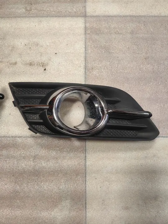 Grade do para-choque esquerda Opel Mokka, OEM 95470234 image 3