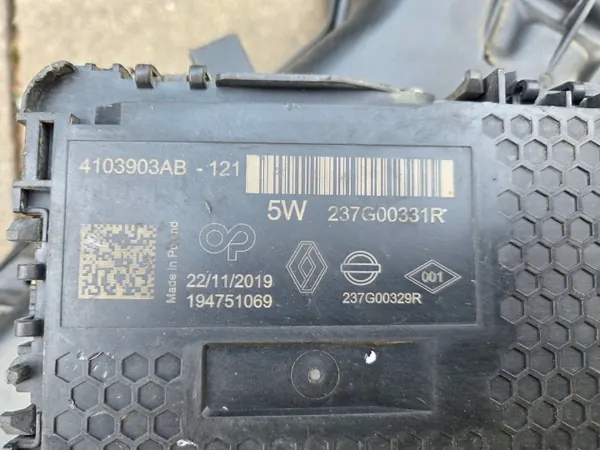 Tanque AdBlue completo OEM 172A21630R para Renault Clio V image 7