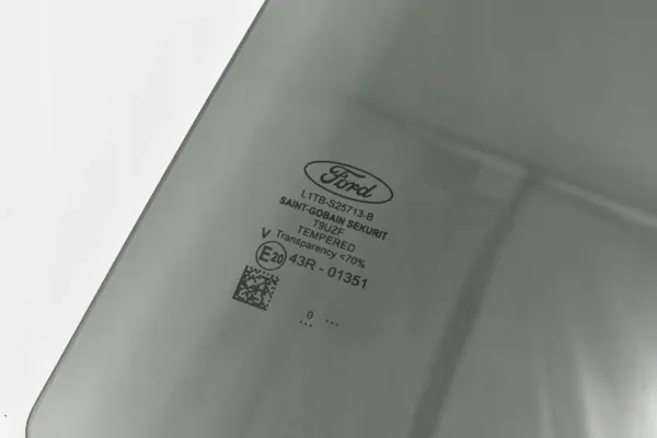 L1TB-S25713-B Cristal Tintado Puerta Trasera Izquierda Ford Puma image 3