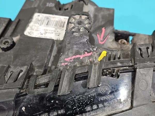 Farol esquerdo Bi-Xenon BMW X3 E83 06-10 OEM 7162191 image 5