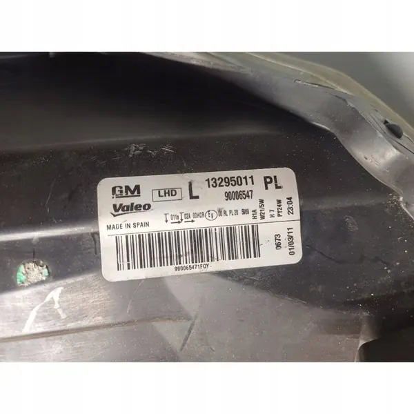 Opel Corsa D 2011 Vasemman etuvalon OEM 13295011 image 6