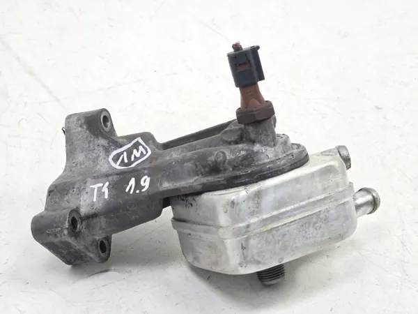 VW T4 1.9TD Oljefilterhus bas OEM 028115417F image 3