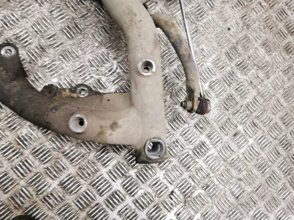 Mercedes-Benz C W204 Voorste hulpframe OEM AMD121354 image 4