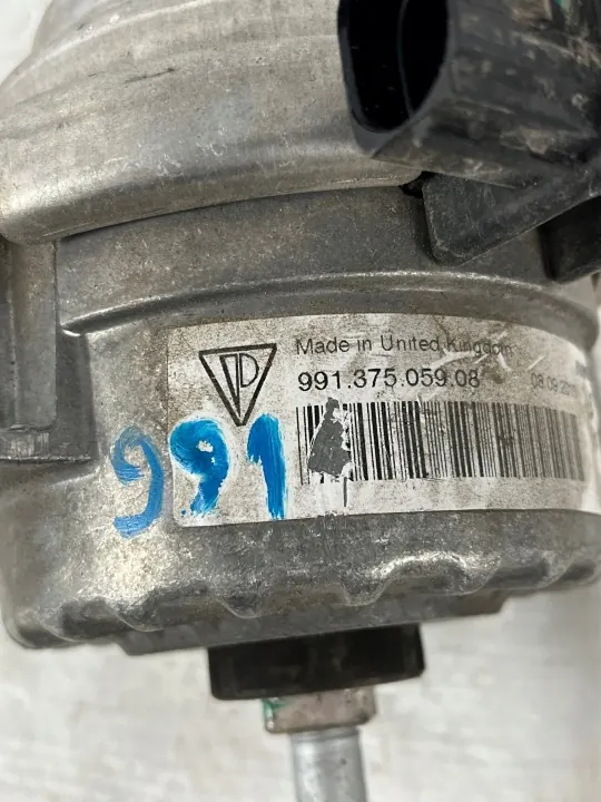 Soporte Motor Porsche OEM 99137505908 - Usado image 5