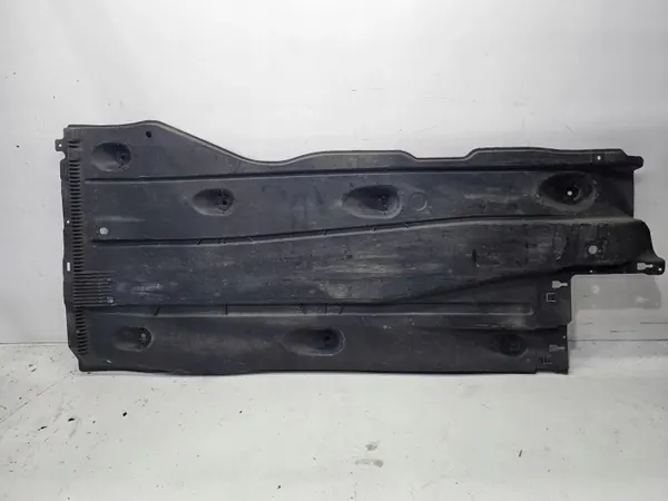 OEM 5Q0825201L Linker Onderbodenschild Audi A3 8V image 4