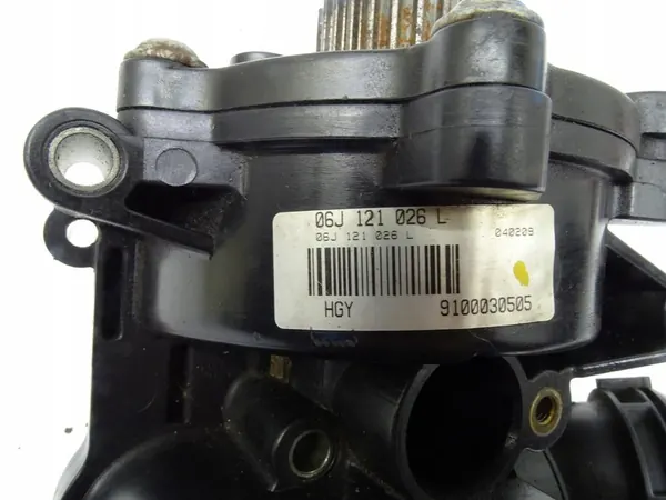 AUDI VW SEAT SKODA TSI TFSI Termostatkåpa 06J121026L image 3