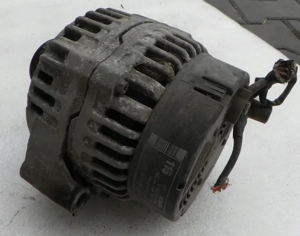 Vaihtovirtageneraattori Mercedes-Benz OE 0101543202 image 4