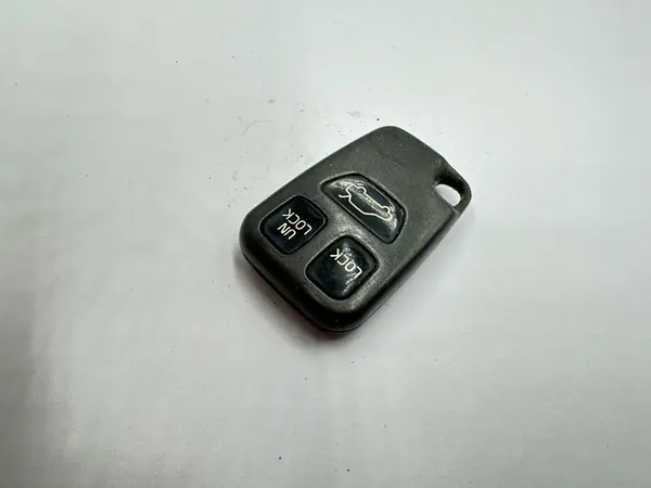 Llave Remota Volvo V70 C70 XC70 XC90 9184784 image 3