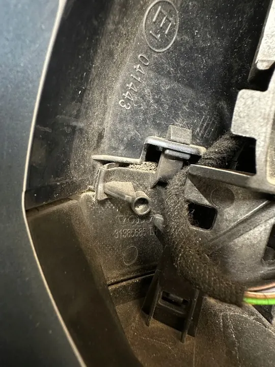 Volvo XC60 Vasemman Peilin 14 Pin 31385685 image 7