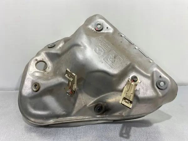 Escudo térmico escape Mazda CX-3 OEM FBZ20398 image 3