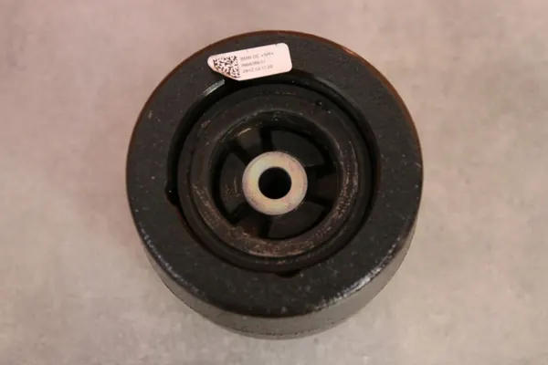 BMW i7 G70 Hinterachsschwingungsdämpfer OEM 6894069 image 3