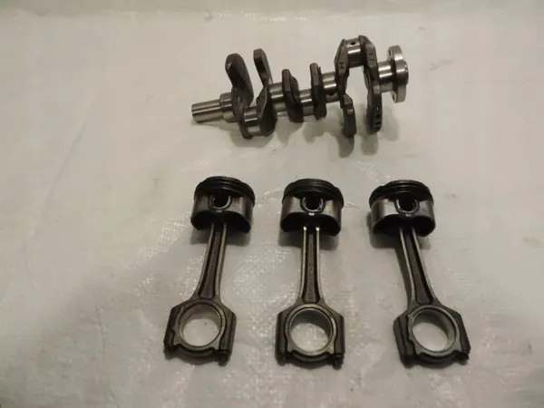 Vevaxel och Kolvar Ford OEM H6BGBA RFCM506205FA image 2