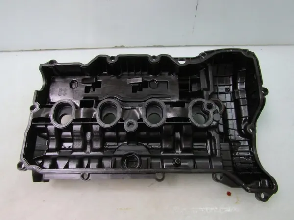Mazda Venttiilikansi OEM PE2910210 2.0 Skyactiv-G:lle image 5