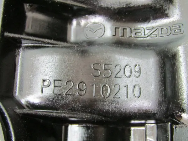 Mazda Venttiilikansi OEM PE2910210 2.0 Skyactiv-G:lle image 6