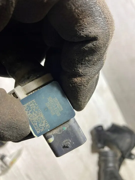 Dacia Sandero III 2022 sensor de escape 1.0 image 3