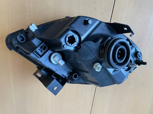 OE Oikea Ajovalo Renault Kangoo II image 4