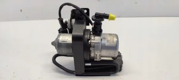 Bomba de vacío BMW OEM 6880628 - Estado usado image 2