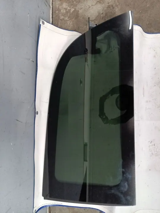 Chrysler Town & Country 2015 vasen takalasi OEM 43R001385 image 2