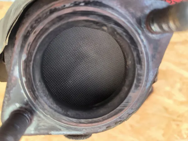 Catalyseur Hyundai OE W2BGF5 d'occasion image 3