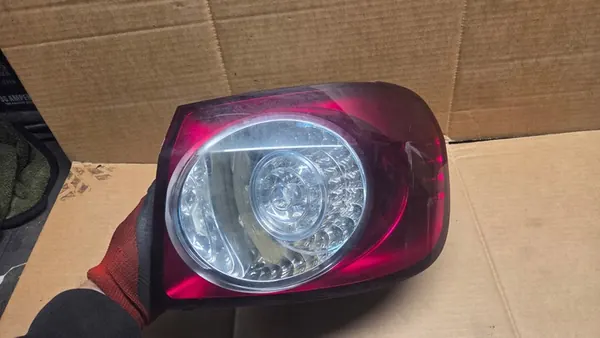 VW GOLF 5 V PLUS Luz Trasera Derecha 5M0945096N image 4