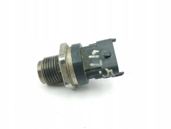Sensor Pressão Combustível Opel OEM AMD147301 - Usado image 2