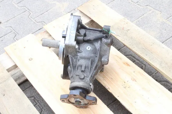 Nissan Qashqai 2008 Caja de transferencia 33100JD60B image 2