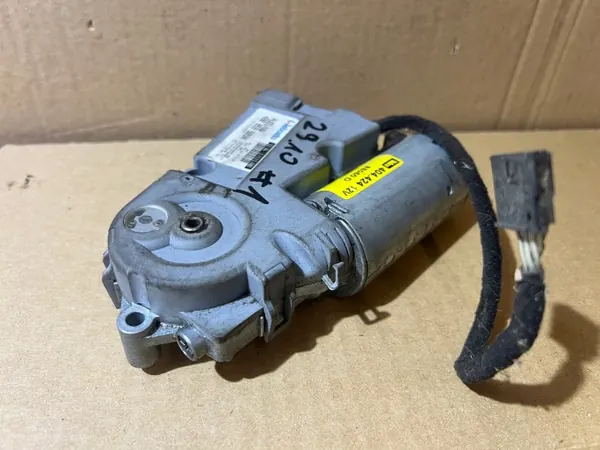 Audi A6 C6 Schiebedachmotor OEM 4B0959591H image 3