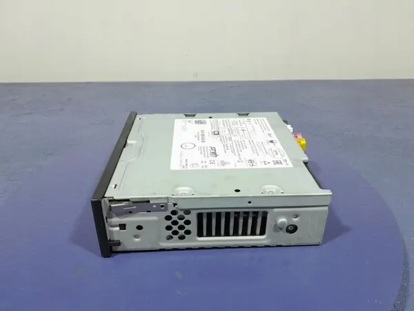 Skoda Kodiaq radiobesturingseenheid OEM 3V0035816B image 4