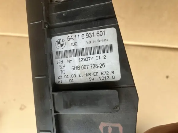 Främre Askfat Växelpanel OEM 6925501 BMW E46 image 3