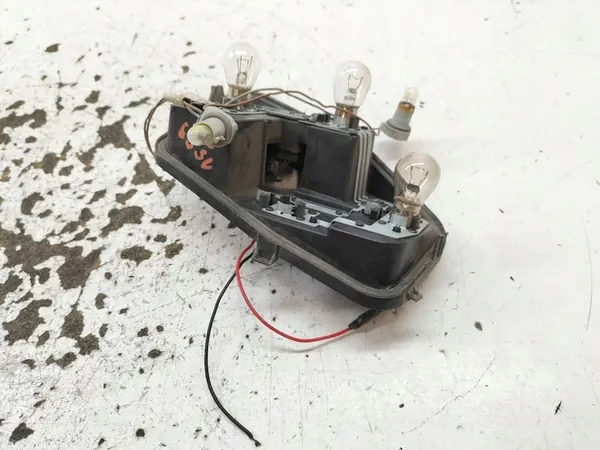 Rear Lamp Holder Right 5D HB Skoda Fabia III image 4