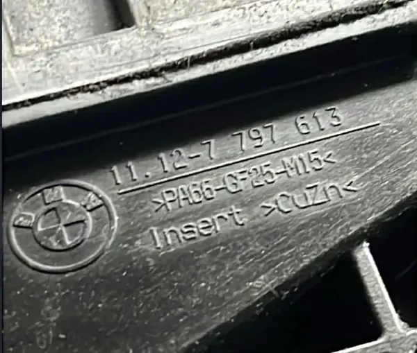 Tampa de Válvula BMW 3 Series 320d Diesel 2009 image 8