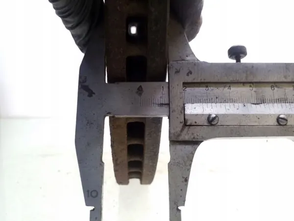 OEM ARA91128 Etujarrulevy Nissan Navara D40:lle image 3