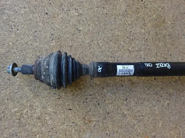 AUDI A3 8P GOLF V LEON II 2.0 TFSI Höger framaxel OEM image 2