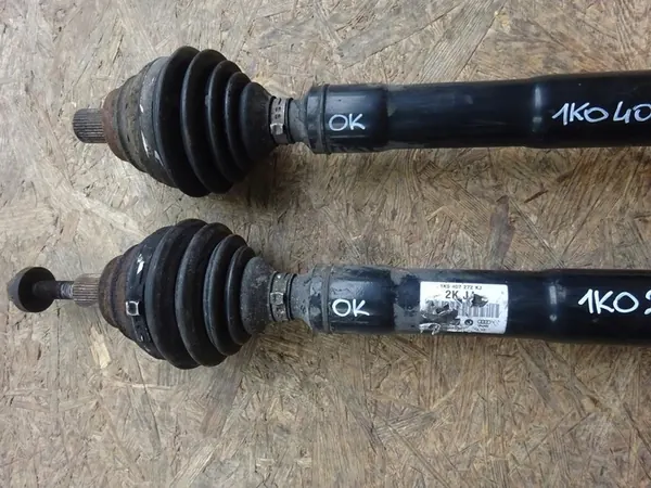 AUDI A3 8P GOLF V LEON II 2.0 TFSI Höger framaxel OEM image 9