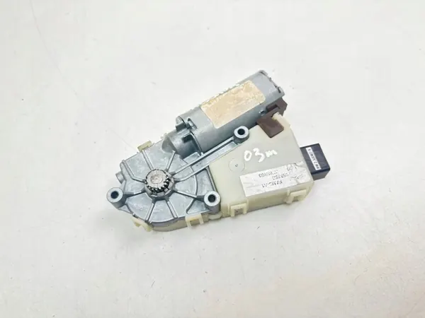 Renault Laguna II kattoluukku moottori OEM 1701086C image 3