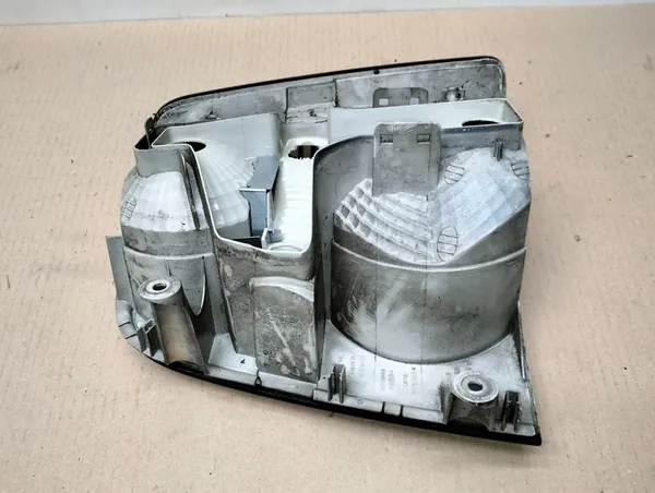 Vänster Bakljus VW Touran I MK1 2006-2010 OEM image 7