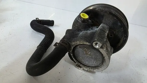 Bomba de dirección OEM 8200319066 para Renault Espace IV image 4