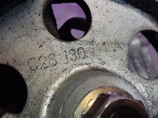 VW POLO III 6N 94-01 1.7 SDI Kraftstoffpumpe 028130111A image 10