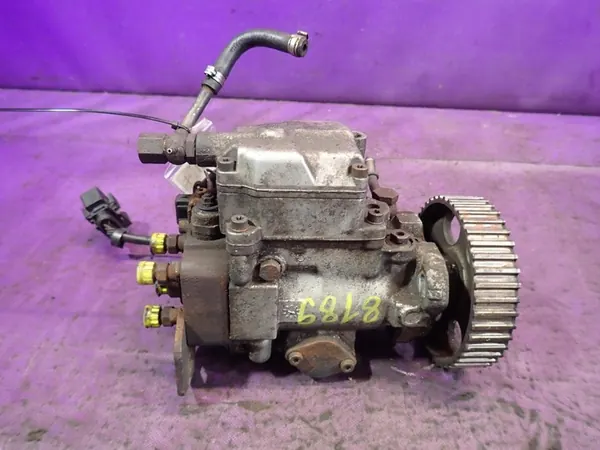 VW POLO III 6N 94-01 1.7 SDI Kraftstoffpumpe 028130111A image 3