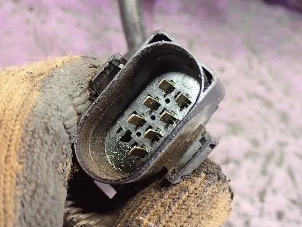 VW POLO III 6N 94-01 1.7 SDI Kraftstoffpumpe 028130111A image 6