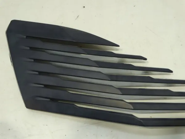 Grelha para-choques dianteira direita OEM 9836827077 Peugeot image 4