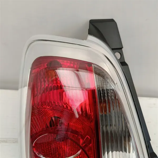 Lámpara Trasera Izquierda Fiat 500 51885548 image 2