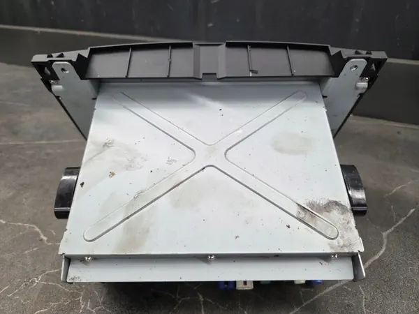 Mercedes VITO 447 Radio Navigation OEM A4479008719 image 6
