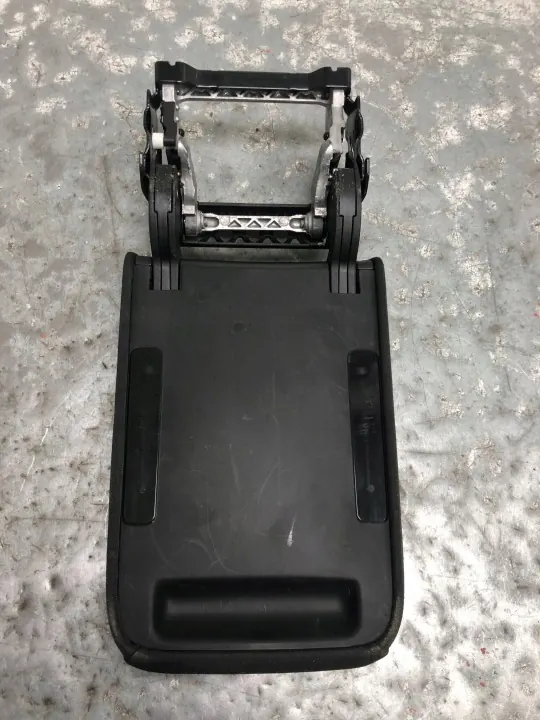 Accoudoir velours usagé OEM APU27004 VW Golf VI image 5