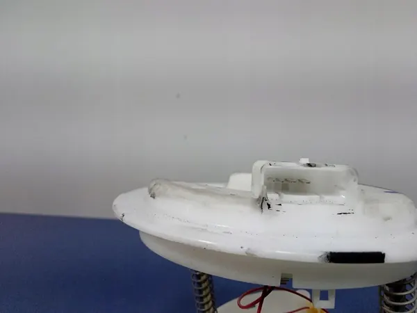 Maserati Levante 3.0 V6 Brandstofniveau Float 670003733 image 3